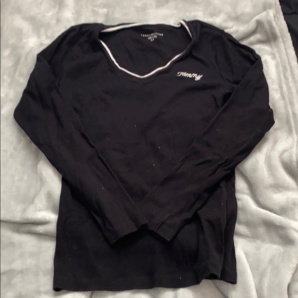 Tommy Hilfiger Long Sleeve - Picture 1 of 1